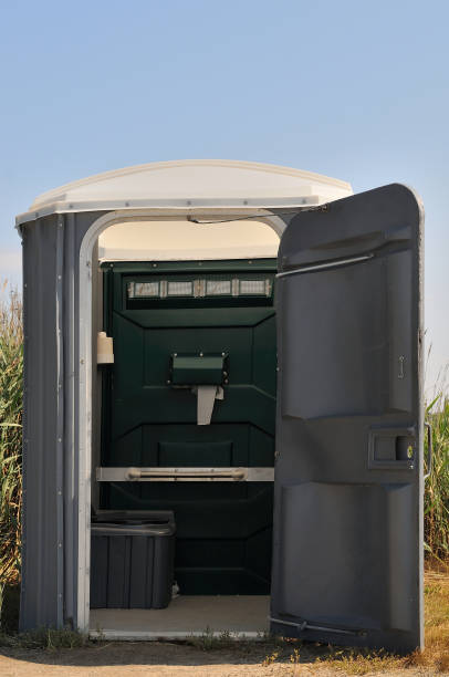 Best Portable toilet rental cost  in Grand Ronde, OR